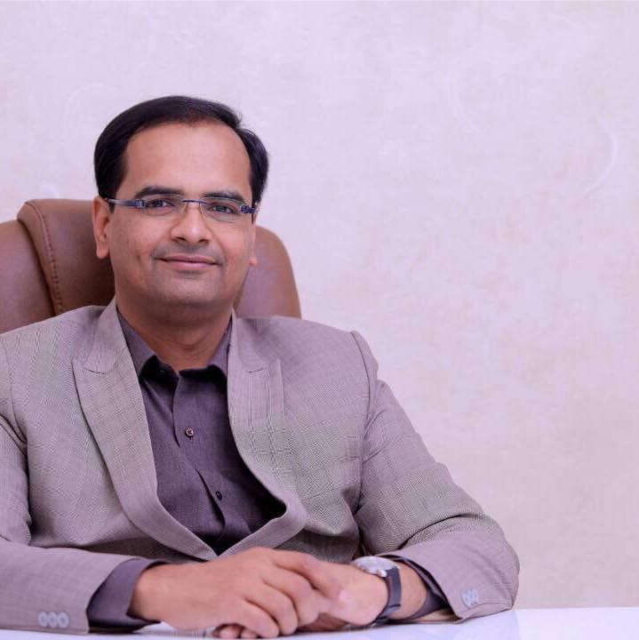 Portrait of Dr. Urvish Doshi at the clinic